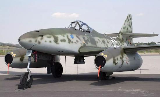 德國(guó)ME-262噴氣式飛機(jī)