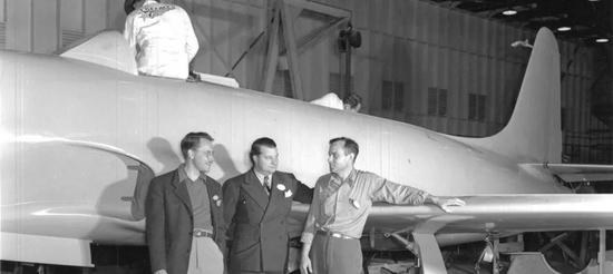 XP-80飛機(jī)的工程師