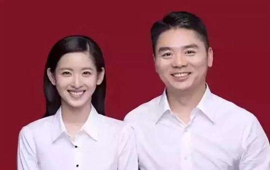 章澤天和劉強(qiáng)東結(jié)婚照片
